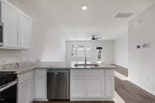 2412 Jack Nora Wy, Round Rock, TX 78665 - Photo 14