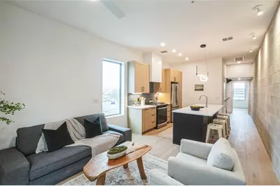 700 Denson Drive #1102, Austin, TX 78752 - Photo 4