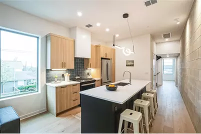 700 Denson Drive #1102, Austin, TX 78752 - Photo 6