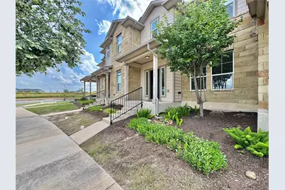 713 Katmai Circle, Pflugerville, TX 78660 - Photo 2