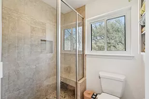 6509 Northeast Dr, Austin, TX 78723 - Photo 16