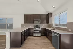 105 Tranchet Dr, Georgetown, TX 78626 - Photo 10