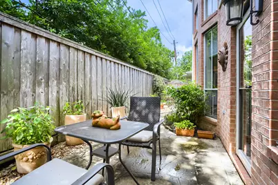4147 E Northampton Place, Houston, TX 77098 - Photo 38