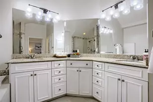 4147 E Northampton Pl, Houston, TX 77098 - Photo 26