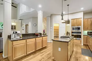 4147 E Northampton Pl, Houston, TX 77098 - Photo 18