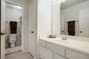 4147 E Northampton Pl, Houston, TX 77098 - Photo 34