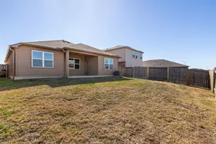 13712 Charles W Fairbanks Cv, Manor, TX 78653 - Photo 14