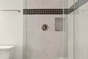 2450 Wickersham Ln, Austin, TX 78741 - Photo 20