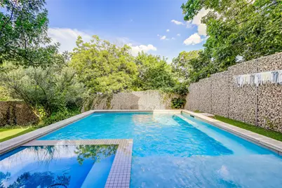 2000 Kenwood Avenue, Austin, TX 78704 - Photo 1