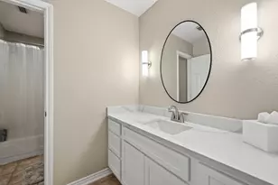12909 Majestic Oaks Dr, Austin, TX 78732 - Photo 28