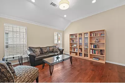 12909 Majestic Oaks Drive, Austin, TX 78732 - Photo 8