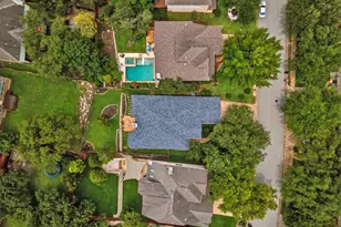 12909 Majestic Oaks Dr, Austin, TX 78732 - Photo 40