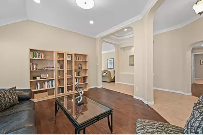 12909 Majestic Oaks Drive, Austin, TX 78732 - Photo 10