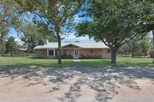 661 W South St, Bertram, TX 78605 - Photo 1