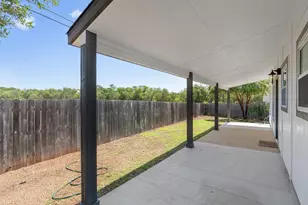 724 Lavaca Loop, Elgin, TX 78621 - Photo 32