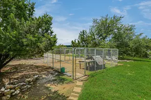 520 Murphy Dr, Bertram, TX 78605 - Photo 8