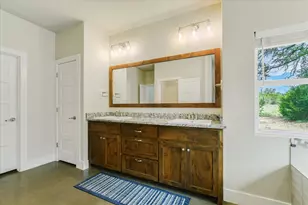 520 Murphy Dr, Bertram, TX 78605 - Photo 18