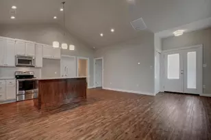 240 Rose Dr, Dripping Springs, TX 78620 - Photo 6