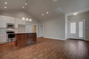 240 Rose Dr, Dripping Springs, TX 78620 - Photo 6