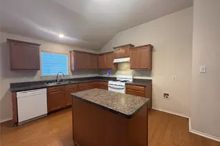 1341 Rainbow Parke Dr, Round Rock, TX 78665 - Photo 4