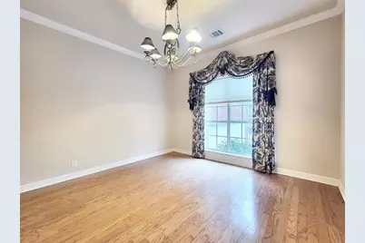10526 Grand Oak Circle, Austin, TX 78750 - Photo 4