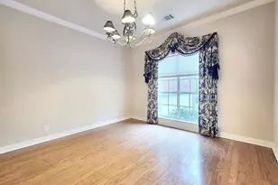 10526 Grand Oak Cir, Austin, TX 78750 - Photo 4