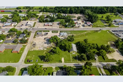 345 W Bell Avenue, Rockdale, TX 76567 - Photo 26