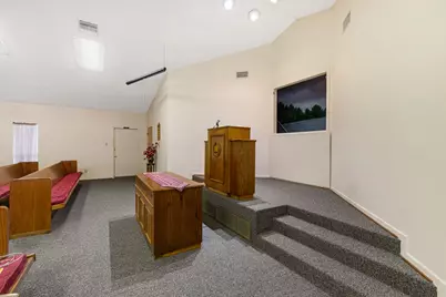 345 W Bell Avenue, Rockdale, TX 76567 - Photo 16