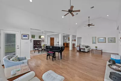 10978 W Cave Boulevard, Dripping Springs, TX 78620 - Photo 8