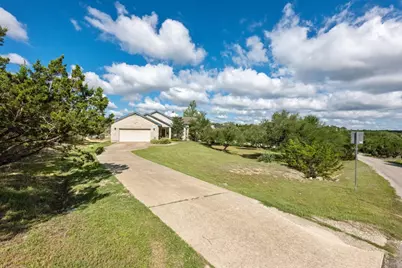 10978 W Cave Boulevard, Dripping Springs, TX 78620 - Photo 4