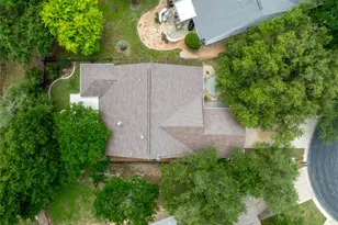 100 Vail Ct, Georgetown, TX 78633 - Photo 32