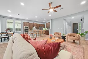 154 Ashleaf Dr, Buda, TX 78610 - Photo 10