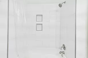 806 W 24th St, Austin, TX 78705 - Photo 10