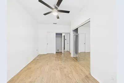 806 W 24th Street #114, Austin, TX 78705 - Photo 16