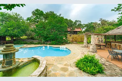 1218 Oakwood Loop, Wimberley, TX 78676 - Photo 2