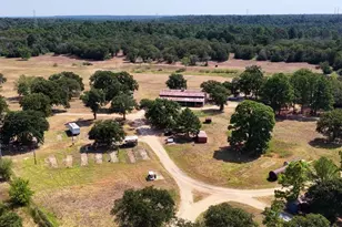 218 Little Ranch Rd, Red Rock, TX 78662 - Photo 32