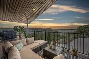 19833 Lakehurst Loop, Spicewood, TX 78669 - Photo 2