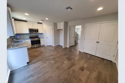 1158 Esplanade Parkway, San Marcos, TX 78666 - Photo 6