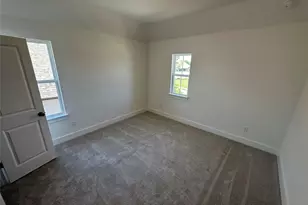 182 Five Mile Crk Wy, Kyle, TX 78640 - Photo 12