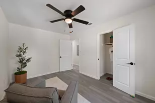 4711 Bandera Rd, Austin, TX 78721 - Photo 20