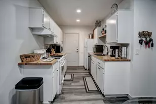 1701 Garfield St, Bastrop, TX 78602 - Photo 14