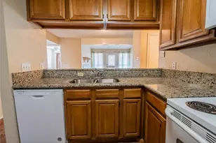 806 W 24th St, Austin, TX 78705 - Photo 6