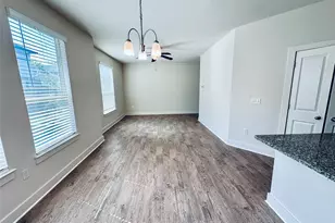 2216 Creekside Ln, Georgetown, TX 78626 - Photo 2