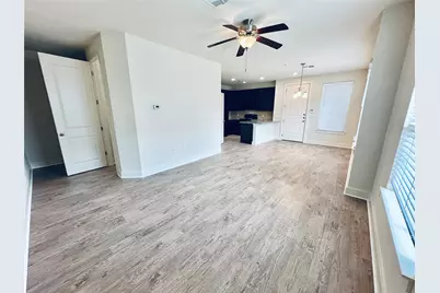 2216 Creekside Lane #B, Georgetown, TX 78626 - Photo 12