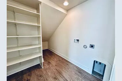2216 Creekside Lane #B, Georgetown, TX 78626 - Photo 10