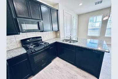 2216 Creekside Lane #B, Georgetown, TX 78626 - Photo 8