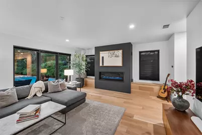 8300 Hathaway Drive, Austin, TX 78757 - Photo 8