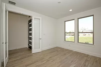 217 Scofield Avenue, Georgetown, TX 78628 - Photo 4
