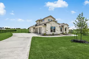 217 Scofield Ave, Georgetown, TX 78628 - Photo 2