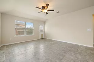12111 Stoneridge Gap Ln, Manor, TX 78653 - Photo 4